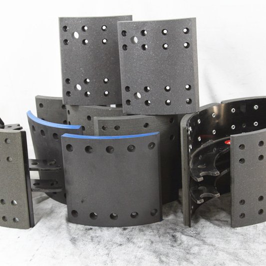 Brake Lining Brake Pads Supply Brake Kit with Rivet for Commercial Vehicles Truck Linings Bus Linings for Merc Ben